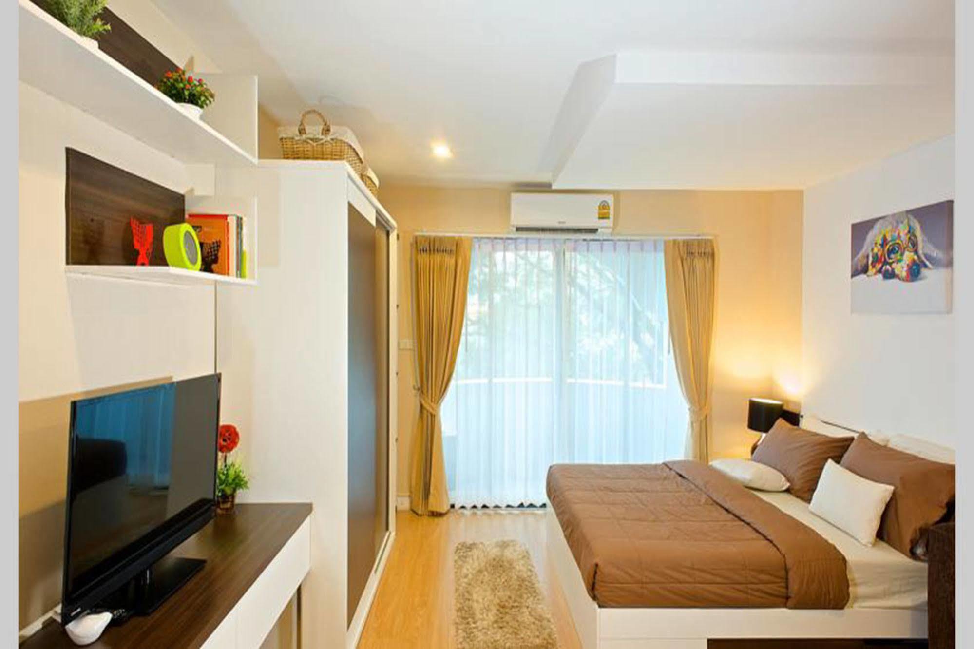 Sereno Airport Hotel Chiang Mai Extérieur photo