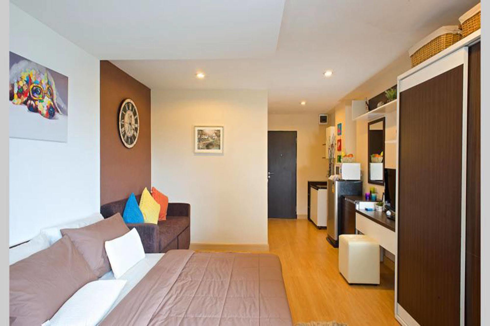 Sereno Airport Hotel Chiang Mai Extérieur photo