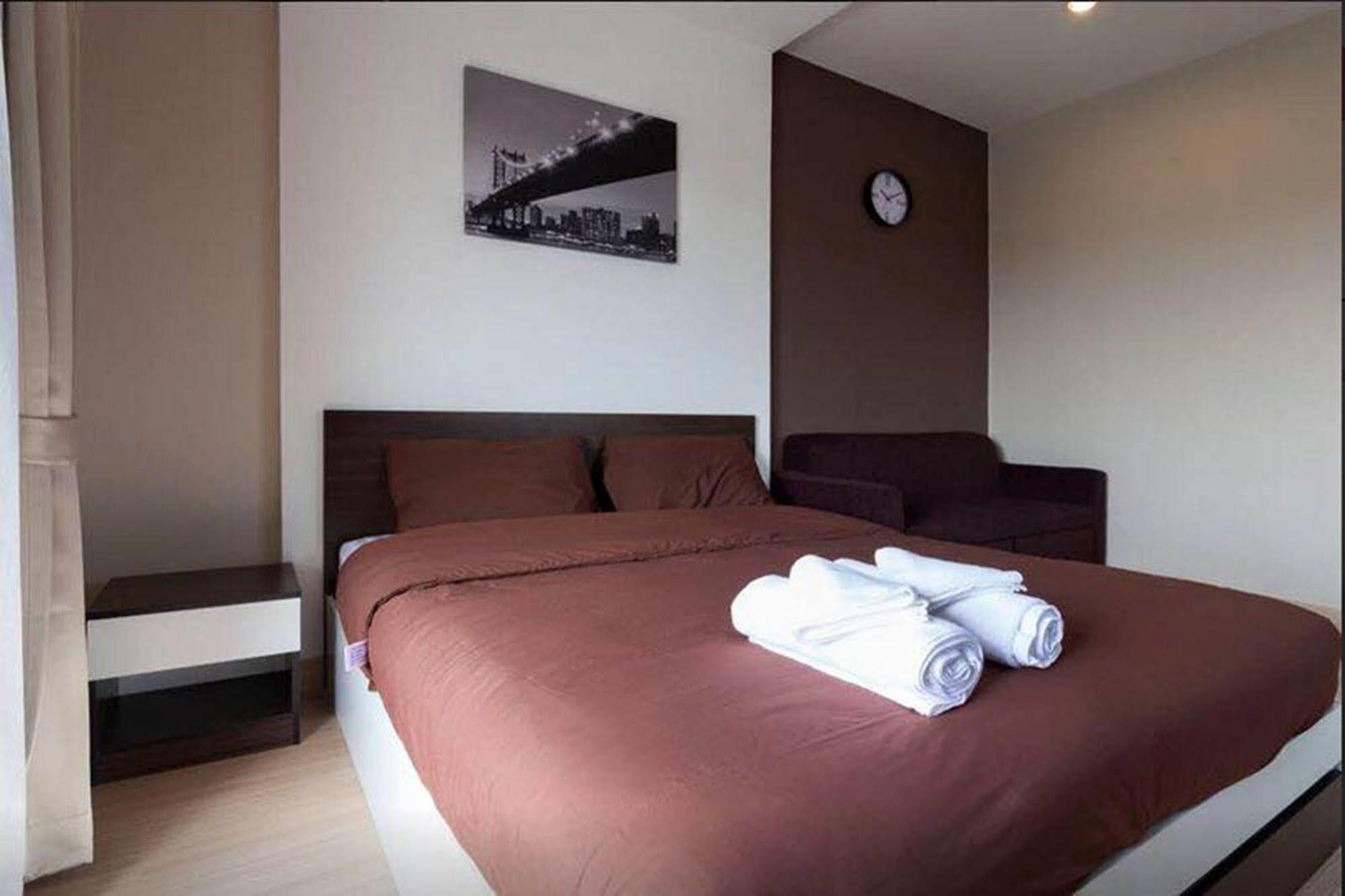 Sereno Airport Hotel Chiang Mai Extérieur photo