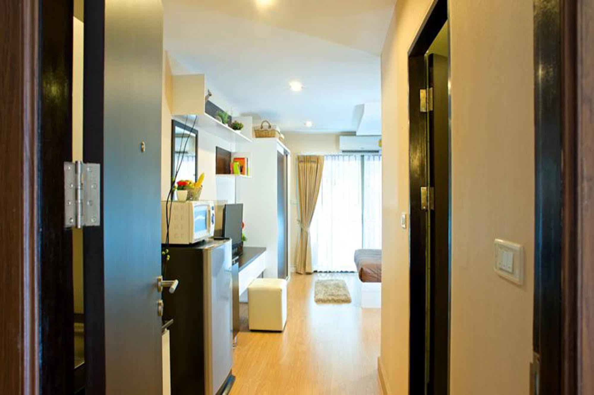 Sereno Airport Hotel Chiang Mai Extérieur photo